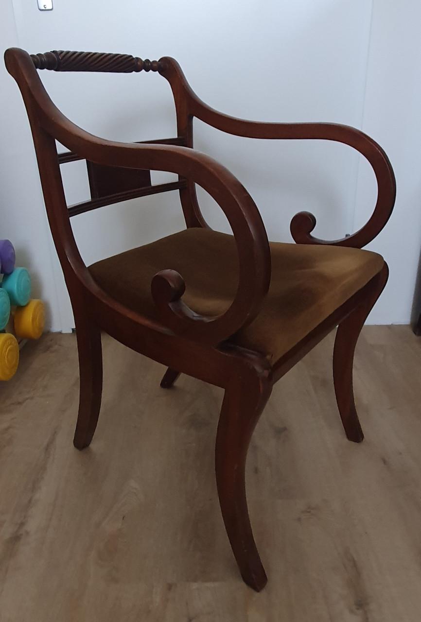 Mahonie houten stoel