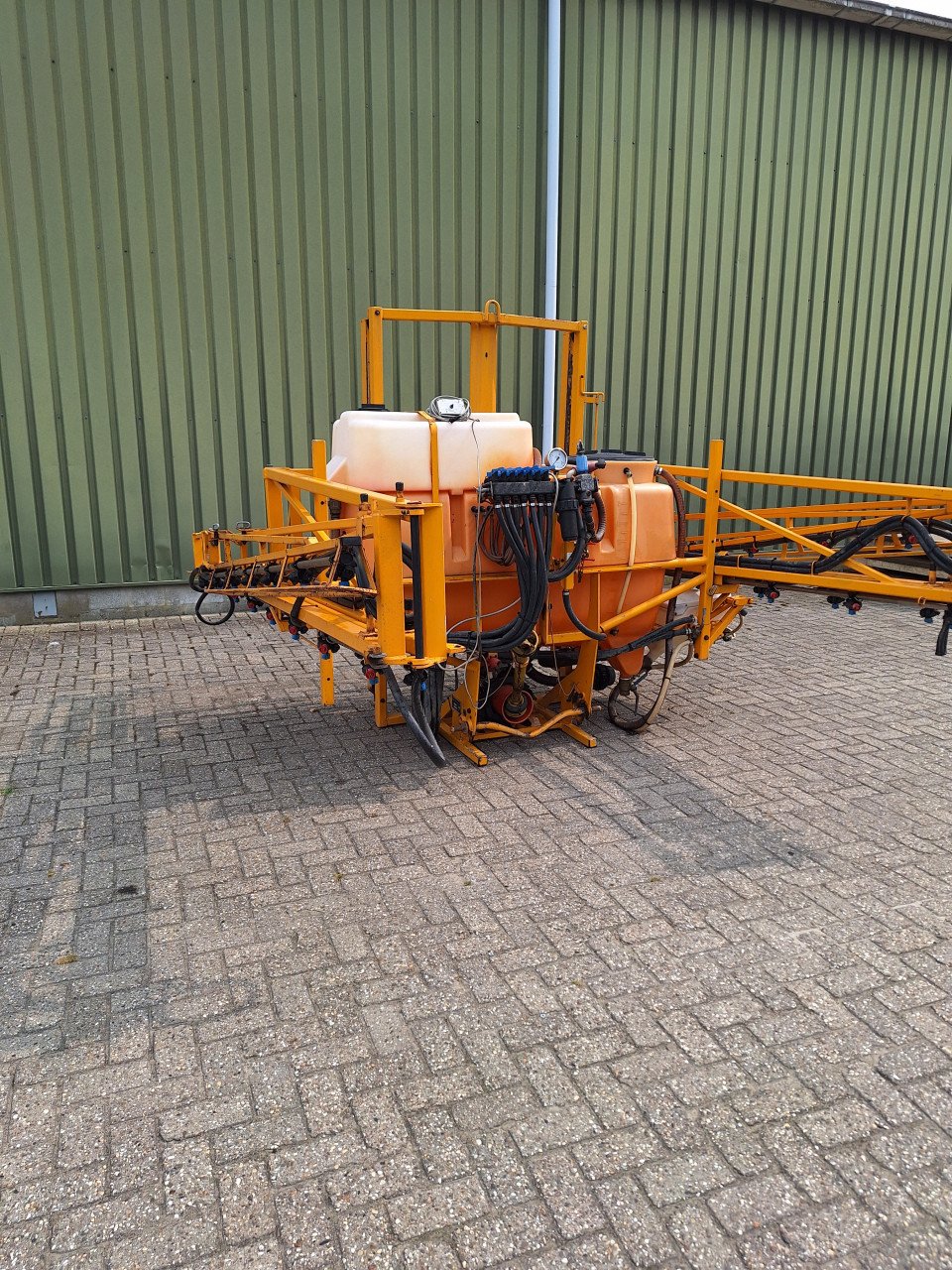 Spuitmachine