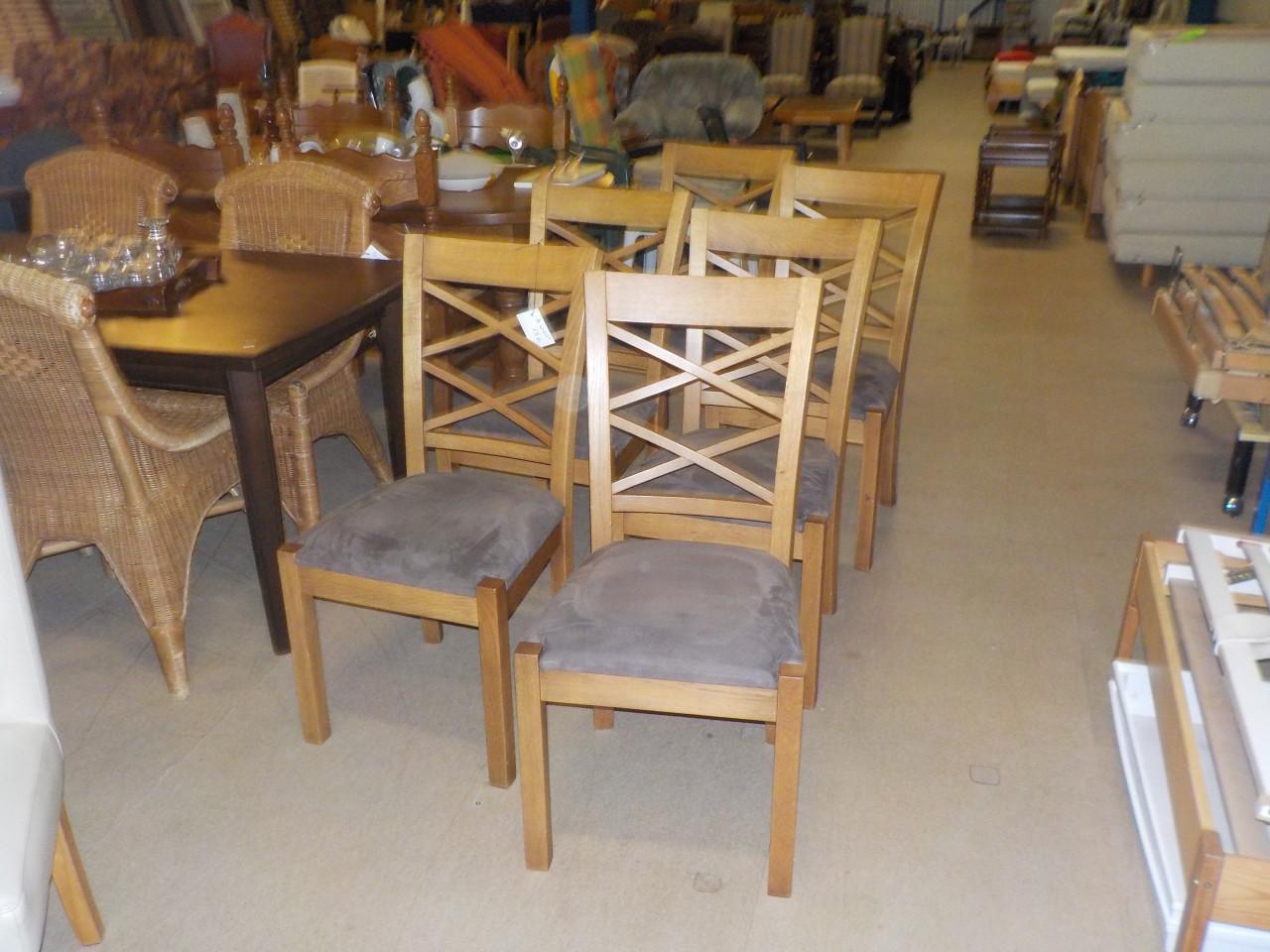 6 mooie kwaliteit stevige stoelen in zeer goede staat