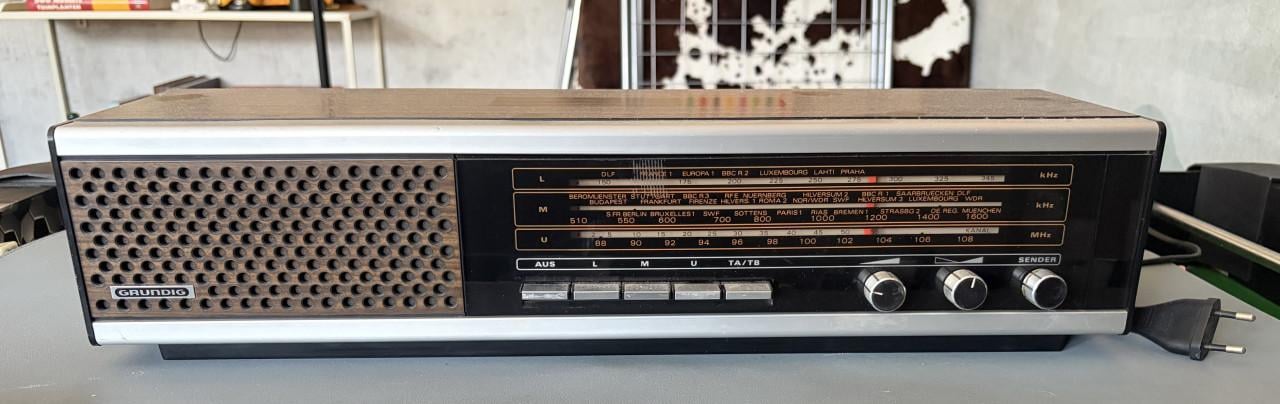 Grundig vintage radio