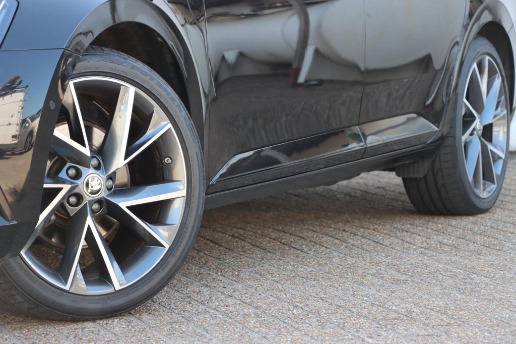 Skoda Superb combi 1.4 tsi iv sportline 218pk dsg6 soh 92,2 %
