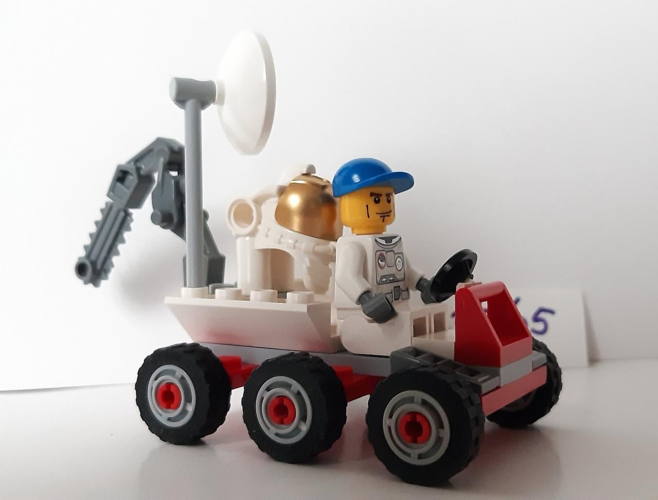 Lego space 3365: maanbuggy  Compleet met boekje, geen doos. Set is gemontee