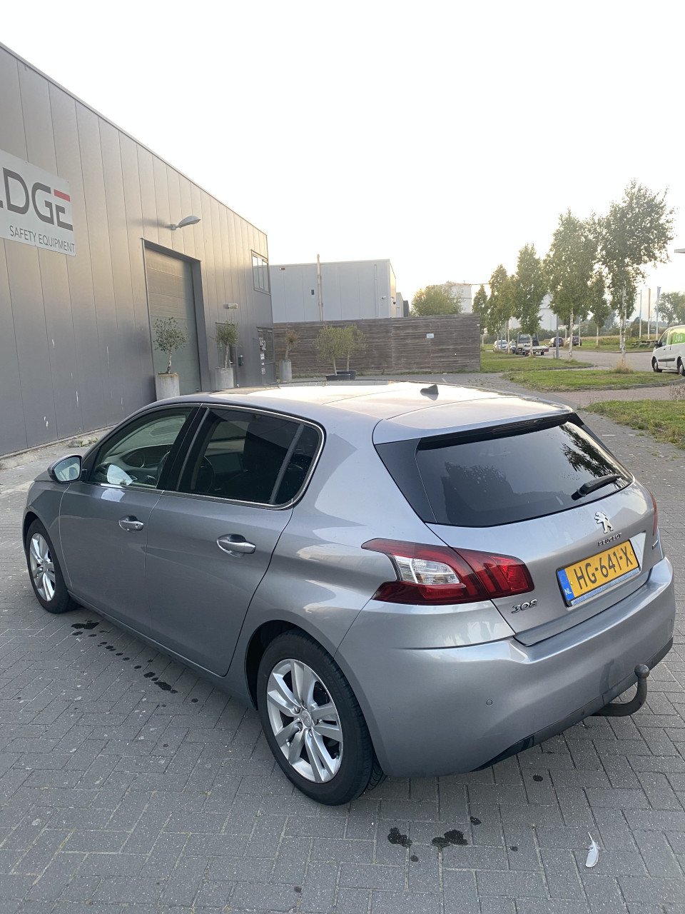 Peugeot 308 1.6E-HDI 88/120 5-D 2015 Grijs | NAP | NIEUWE APK!