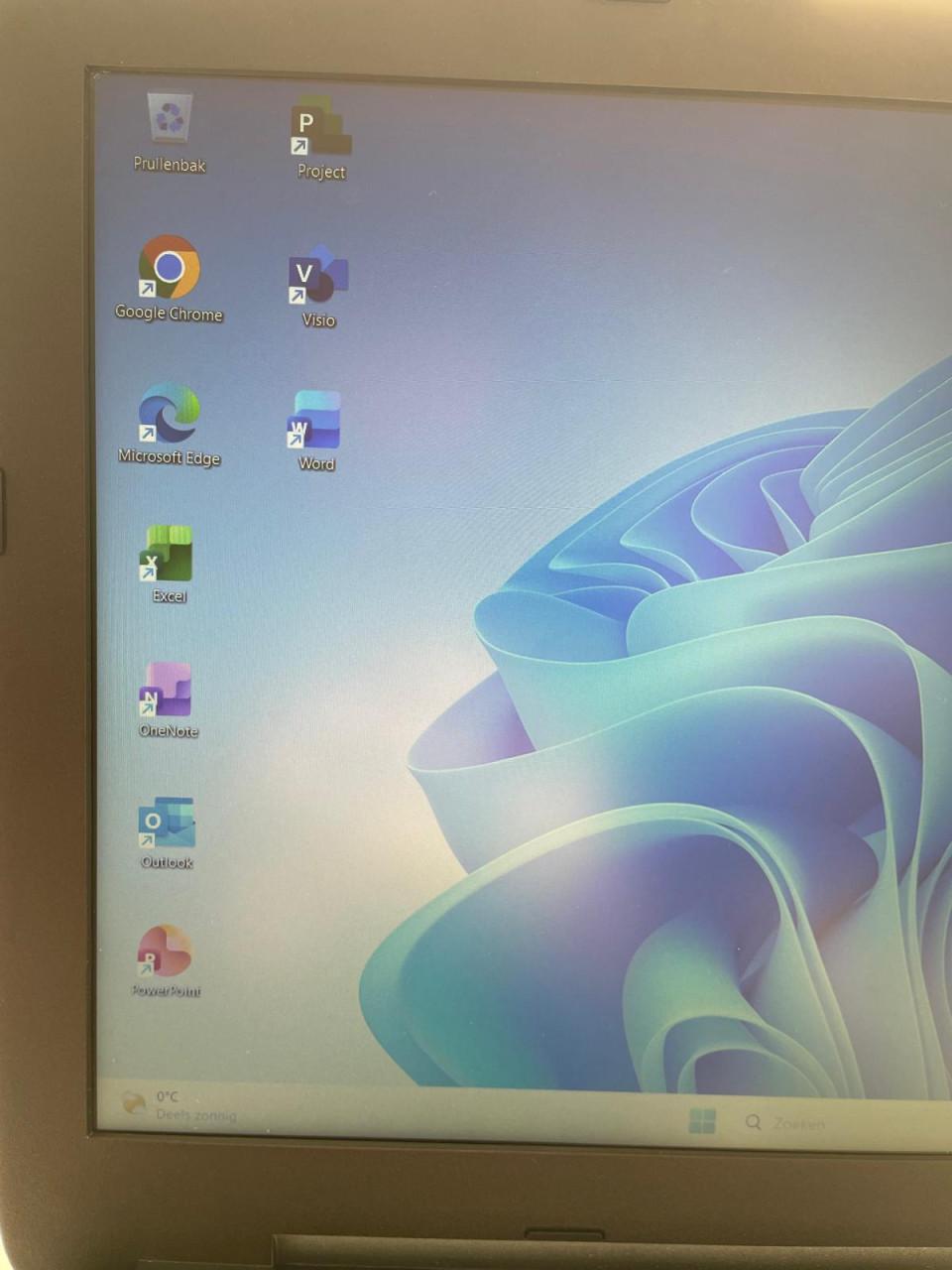 HP 15 inch game laptop - Windows 11 SSD i7 16GB RAM Muis & Office