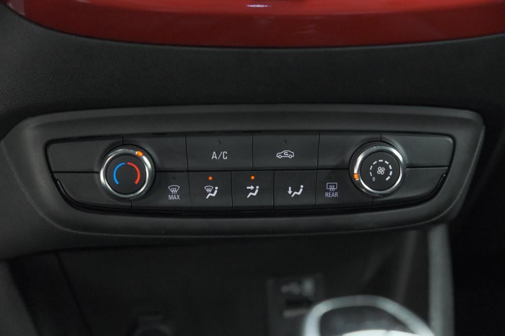 Opel Crossland X turbo 110 gs line | trekhaak | camera | apple carplay | na