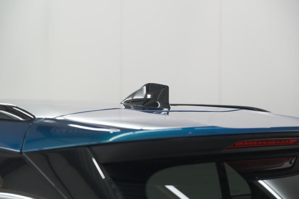 Peugeot 2008 1.2 hybrid 145 allure | apple carplay | climate control | park