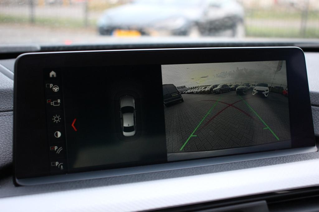 BMW 3-serie 320i xdrive m sport edition | dealer onderhouden