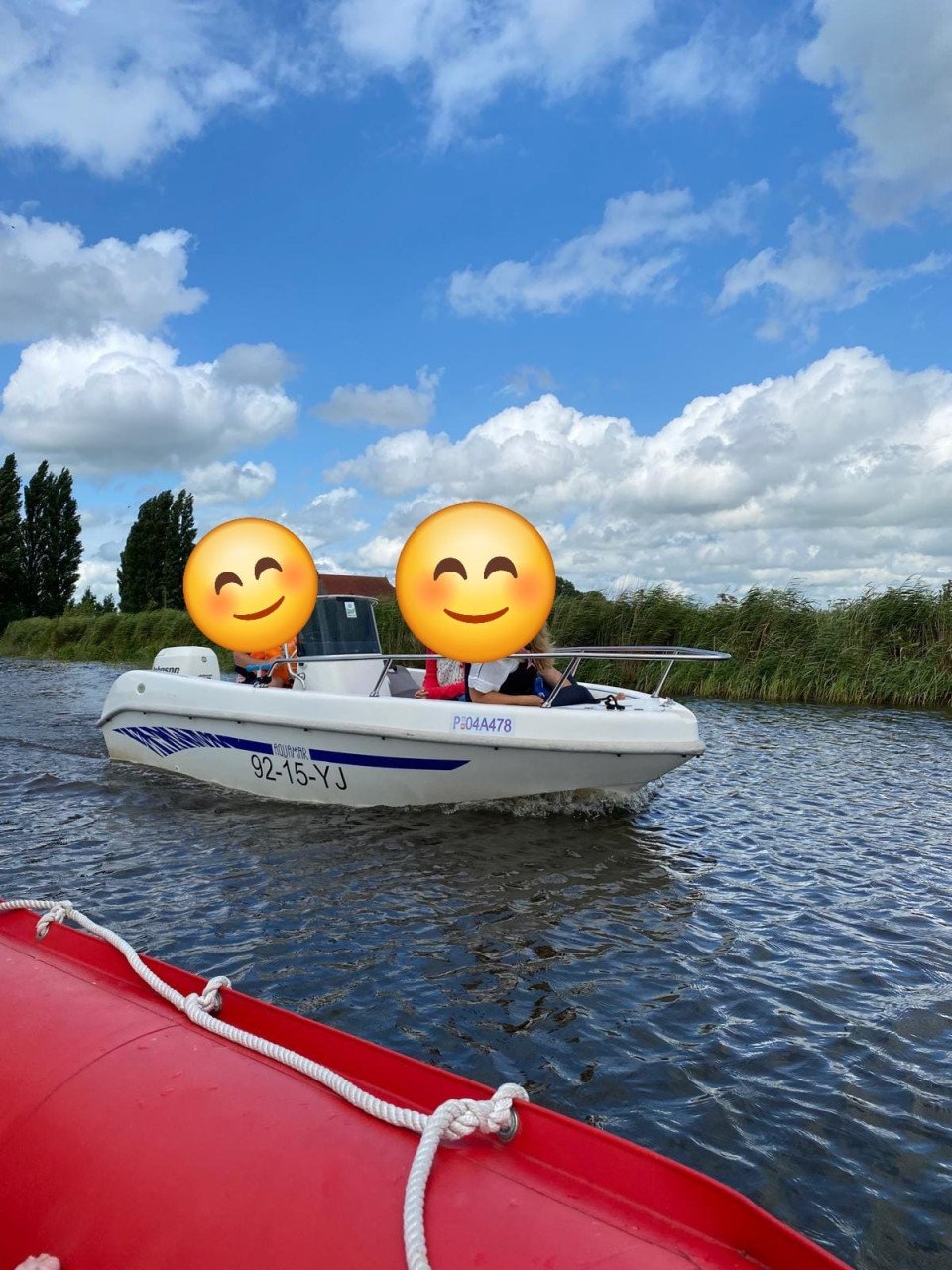 Consoleboot met 60 pk buitenboordmotor en trailer