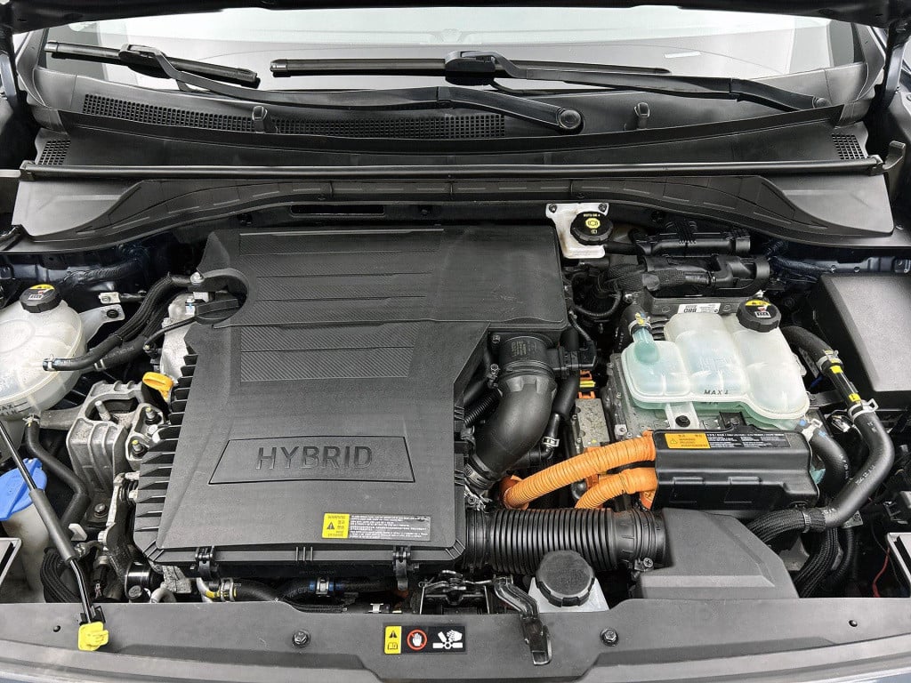Kia Niro 1.6 gdi hybrid first edition | automaat | parkeer sensoren | half 