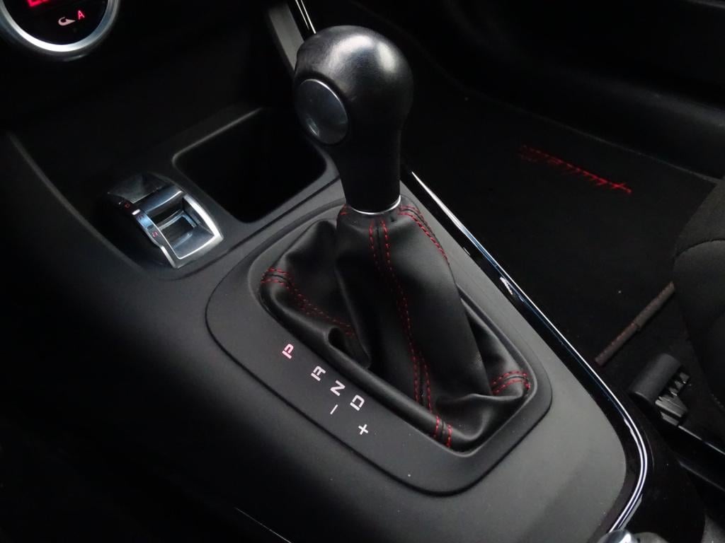 Alfa Romeo Giulietta 1.4 t distinctive 170pk automaat | bluetooth