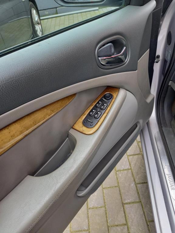 Jaguar S-Type 3.0 v6 executive automaat
