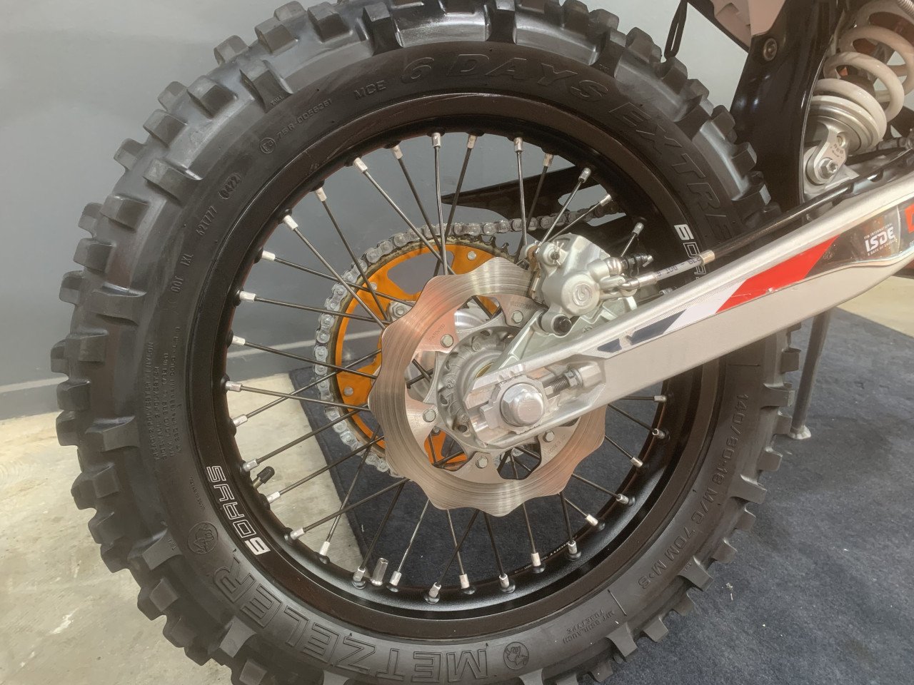 KTM 350 EXC Six-Days 2023 met slechts 51.8 uur
