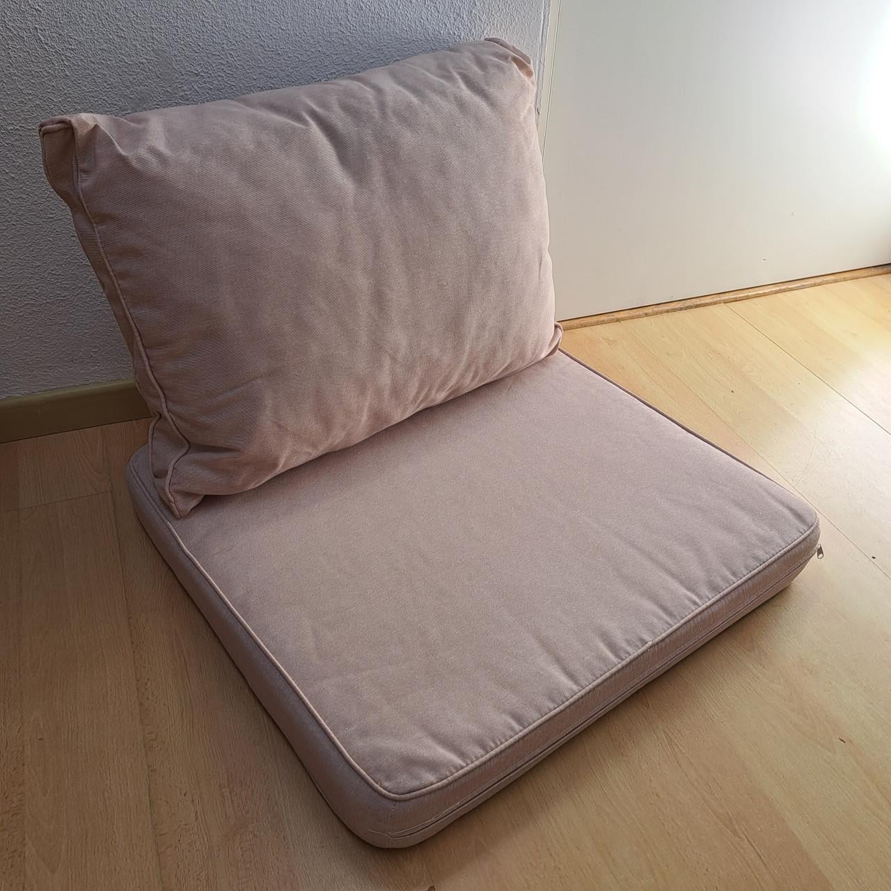 Nieuwe tuinbankkussens beige/zandkleurig