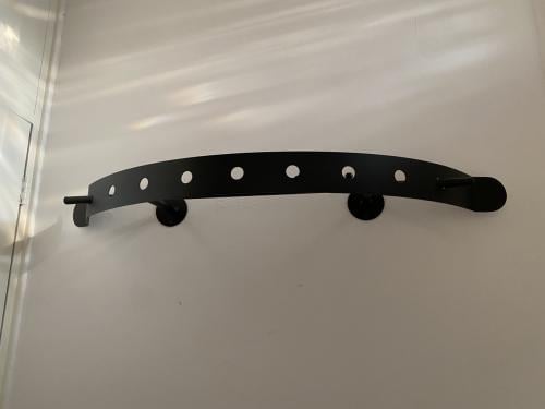 Zwarte kapstok 1.08 breed 30 cm diep