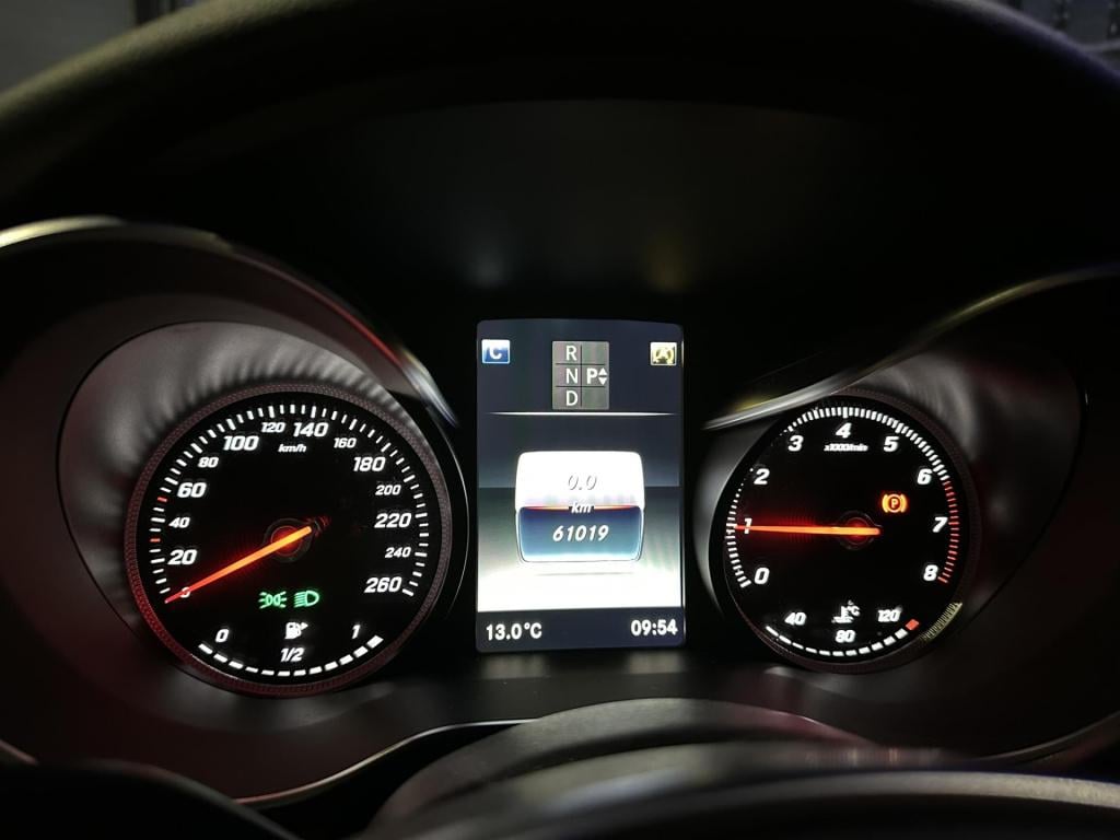 Mercedes-Benz C-Klasse 180 sport edition premium plus amg *pano*360camera*b