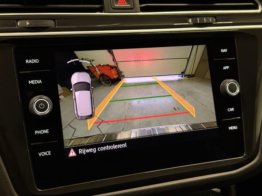 Volkswagen Tiguan 2.0 tsi 4motion highline | leder | electrische trekhaak |