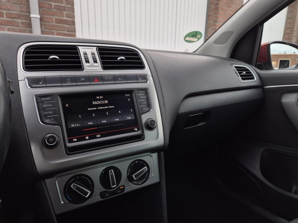 Volkswagen Polo 1.2 tsi comfortline / 5-deurs / airco / cruisecontrol / par