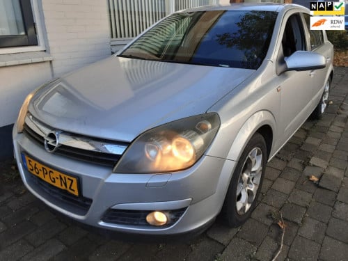 Opel Astra 1.8 cosmo