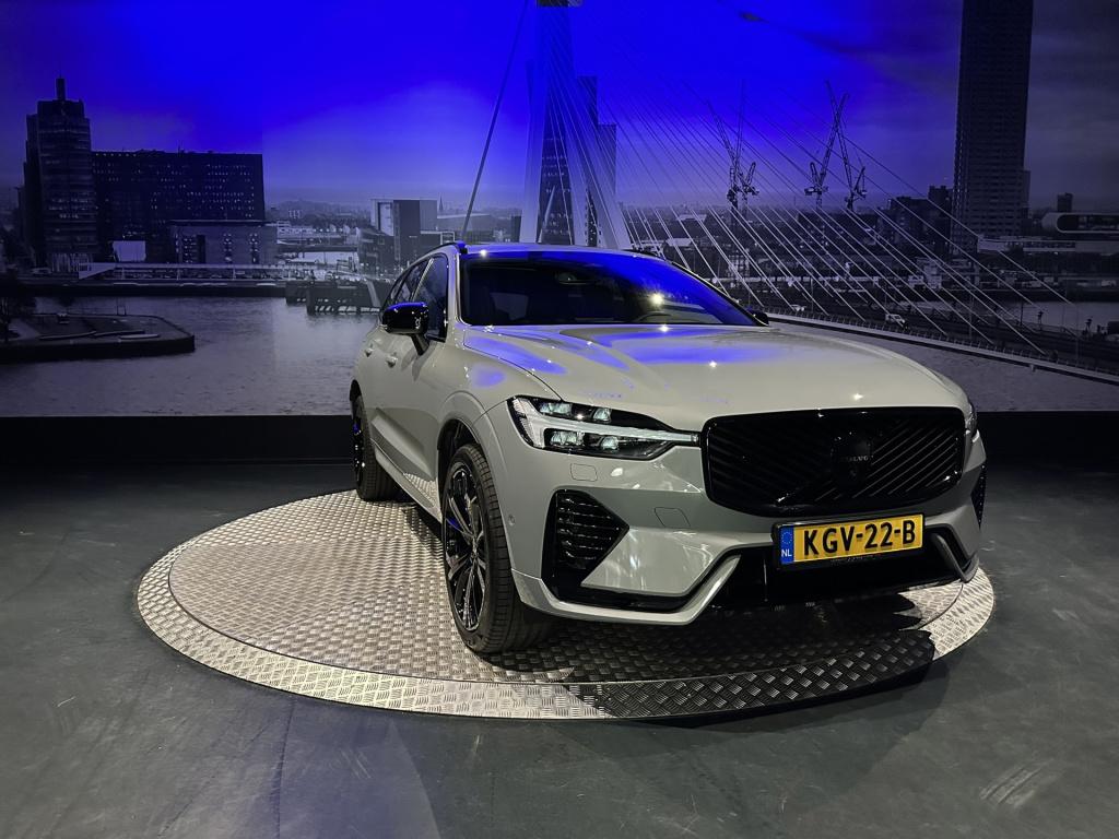 Volvo XC60 2.0 t8 plug-in hybrid awd plus black edition *nieuw model*