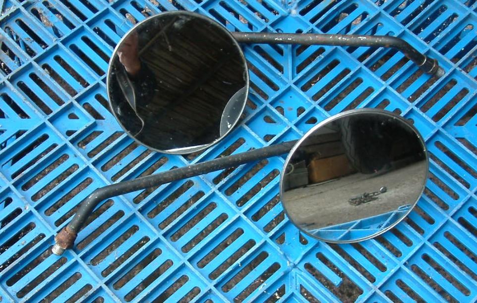 Honda onderdelen bol dor  blok delen -frame delen- honda cb 750 ECB 1980