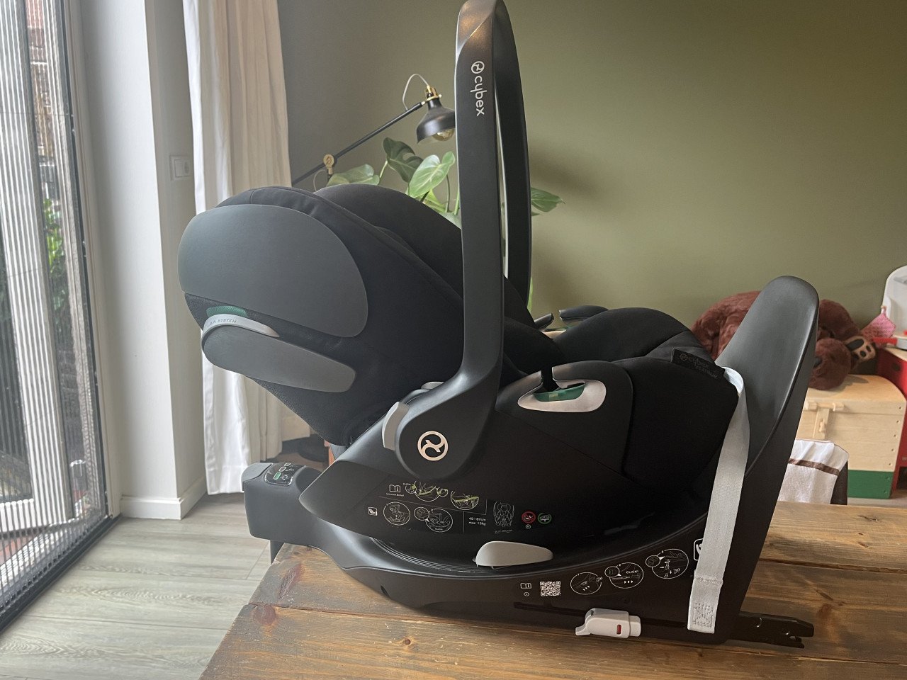 Cybex cloud z2 i size met base