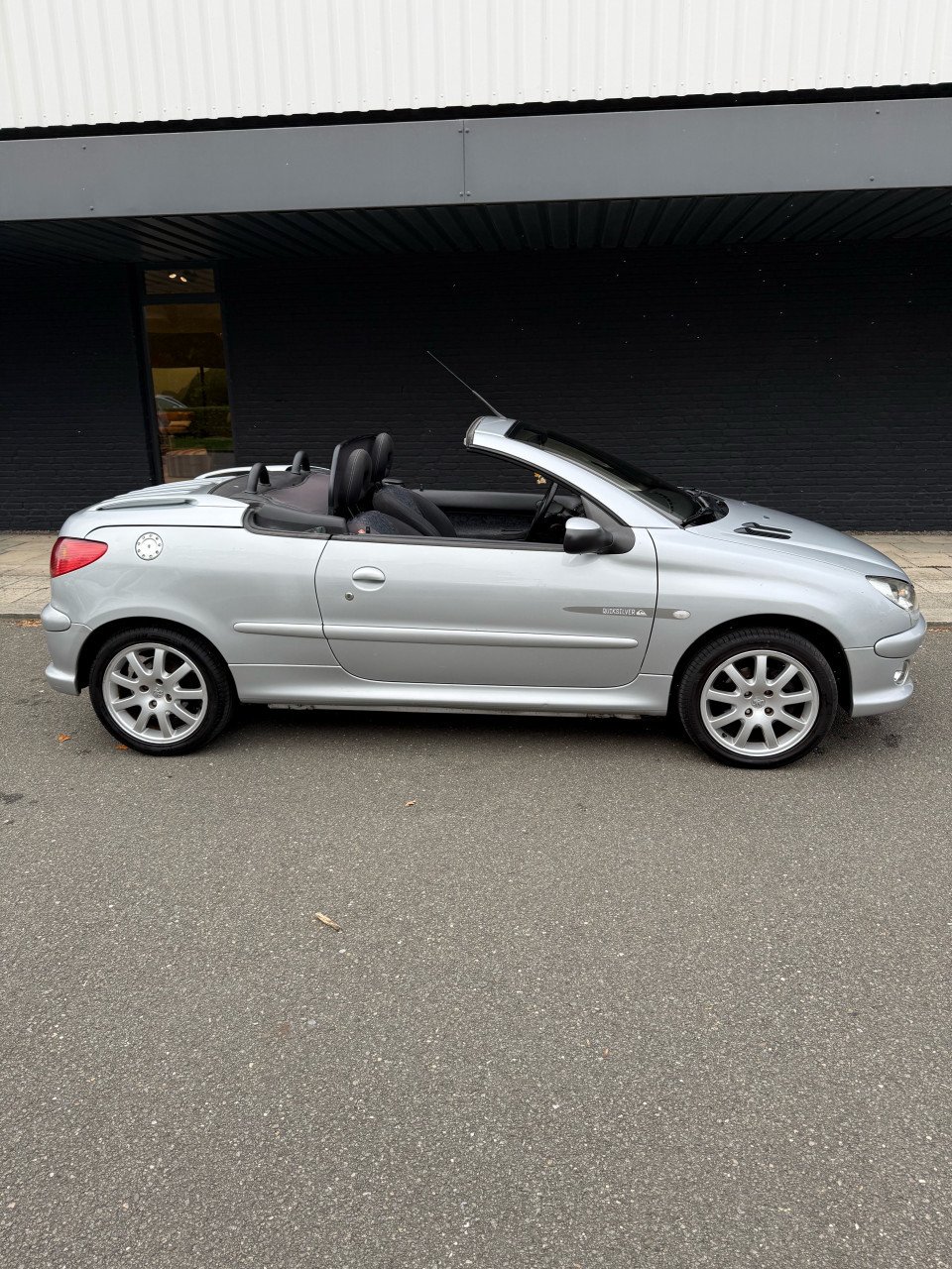 Peugeot 206 cabrio 1.6 16v