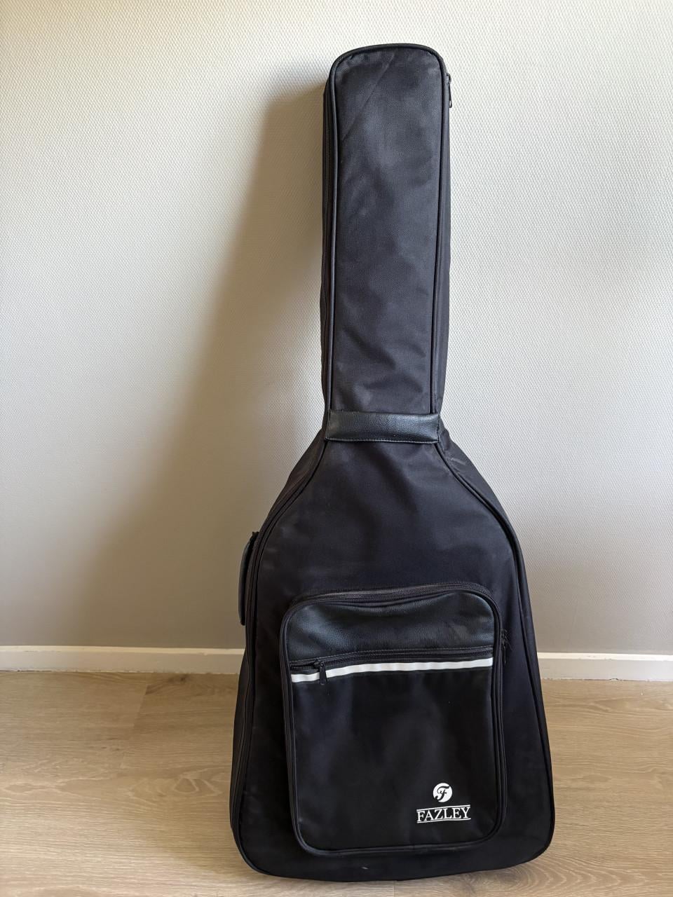 Gitaar (Fender CD-60S natural)