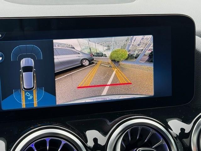 Mercedes-Benz Gla-klasse 180 amg line i 2025 i panorama dak i manufaktur al