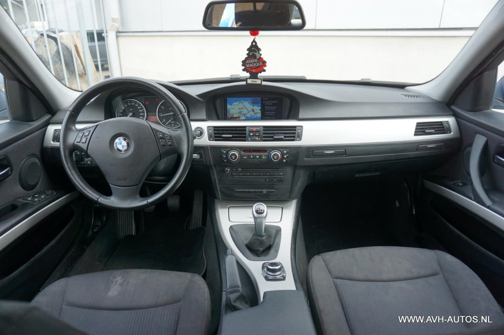 BMW 3-serie touring 316i business line