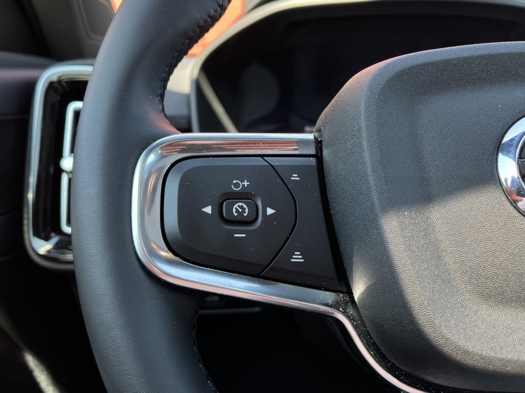 Volvo C40 single motor extended range ultimate 82 kwh | harman/kardon | pil