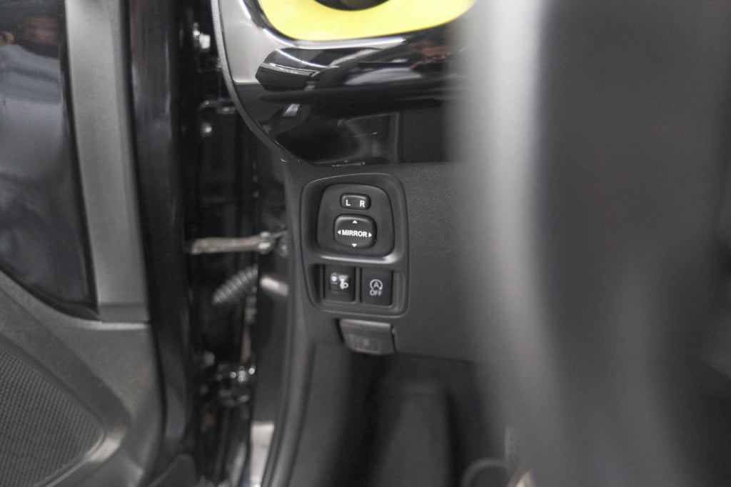Peugeot 108 1.0 e-vti collection top! | elektrisch vouwdak | apple carplay 