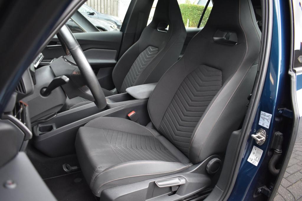 Cupra Born business one 62 kwh soh 91,6% | camera | acc | sfeerverlichting 