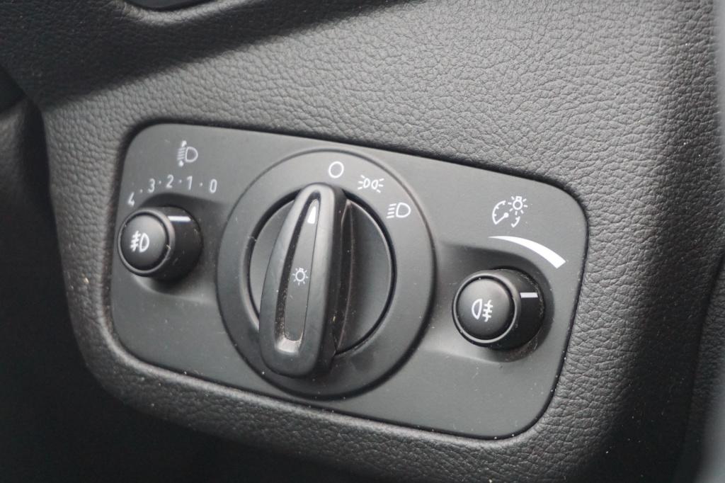 Ford C-max 1.0 trend 1e eigenaar - airco / cruise / elektr. ramen / parkeer