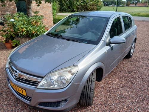 Opel Astra 1.4 5drs airco bj 2008