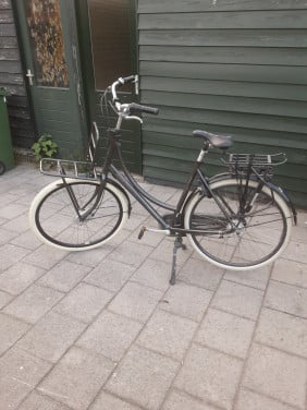 Te koop, mooie 28inch aluminium damesfiets  100€