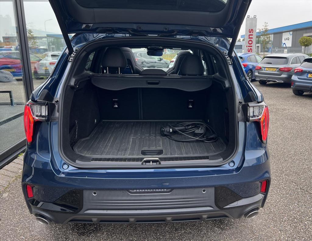 Lynk & Co 01 1.5 261pk phev 7dcth , panodak , adaptive cc ,stuur en stoelve