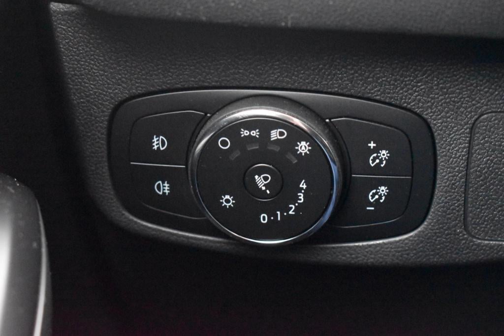 Ford Focus wagon 1.0 ecoboost hybrid titanium x | climate control | cruise 