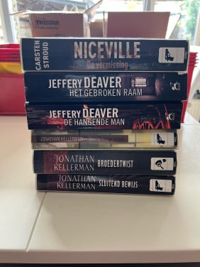 Diverse thrillers