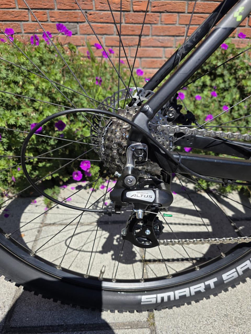 CUBE AIM | 29 INCH | FRAME 51 CM | 3X8 V | NETTE STAAT!