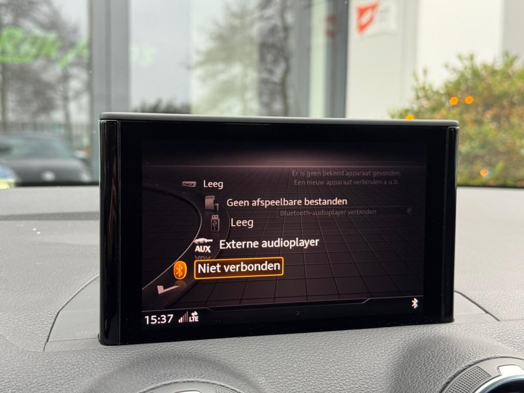 Audi Q2 2.0 tfsi quattro design luxe * panoramadak * leder * black pack