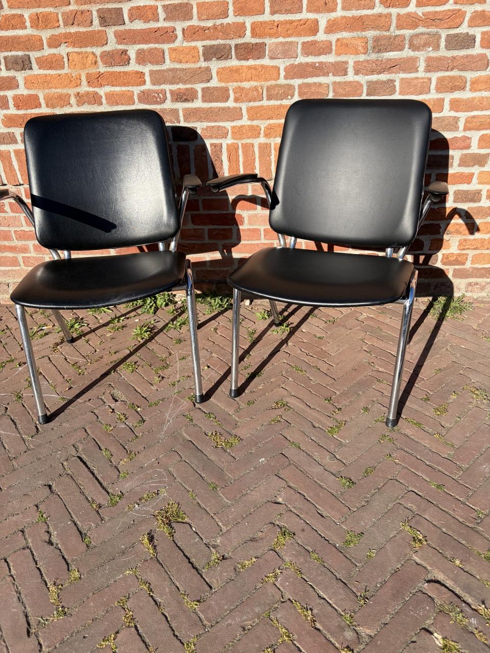 2 vintage Gispen fauteuils gebroeders de Wit SET