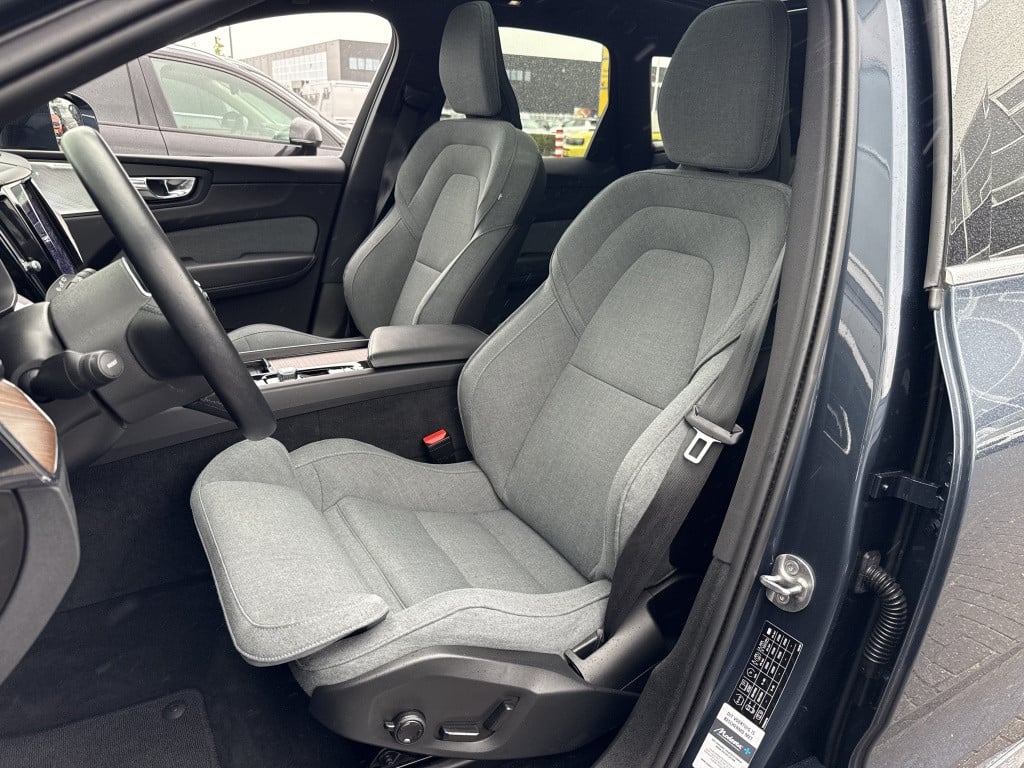Volvo XC60 t8 455pk recharge inscription| full options !!