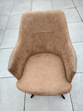 Draaibare eetkamerstoelen in cognac kleur