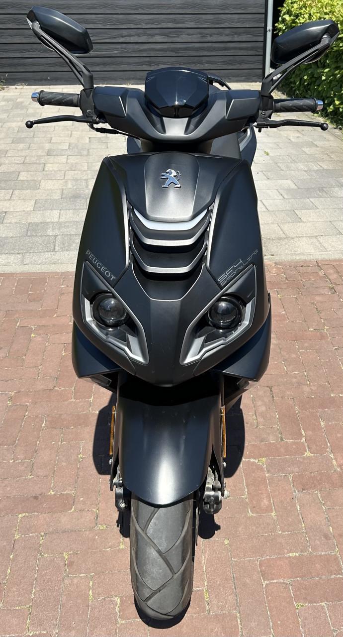 Peugeot Speedfight 4 - 2021- 8292 km - matzwart-goed onderhouden