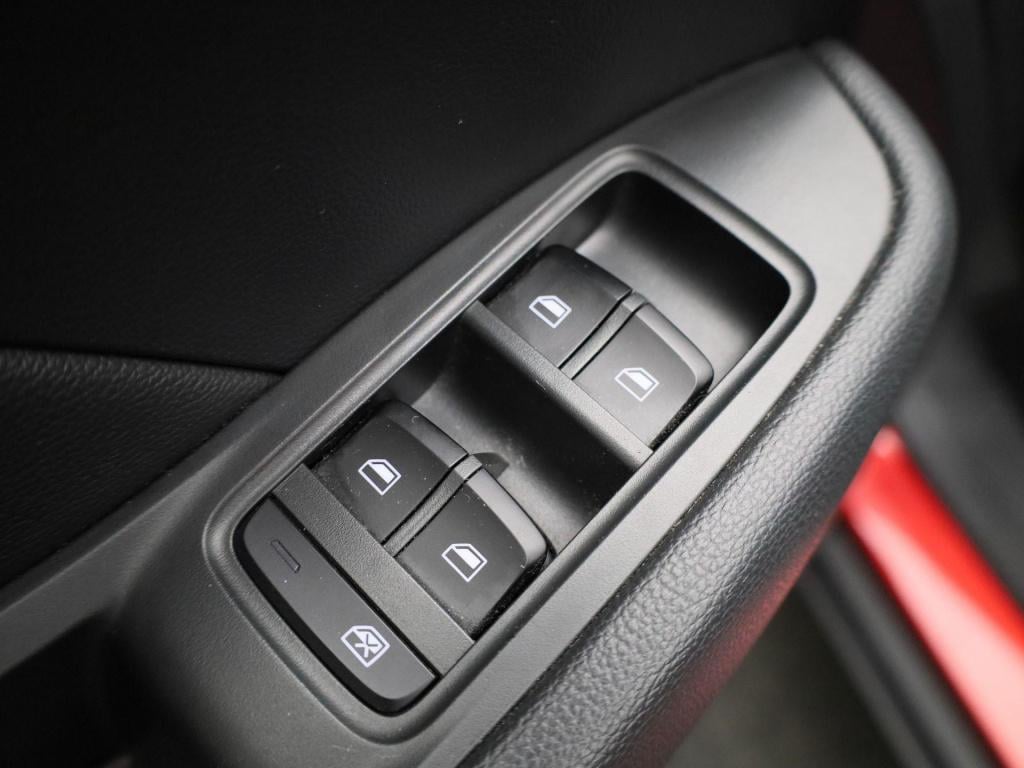 MG Zs Ev luxury 45 kwh | panoramadak | leder | apple carplay | camera | sto