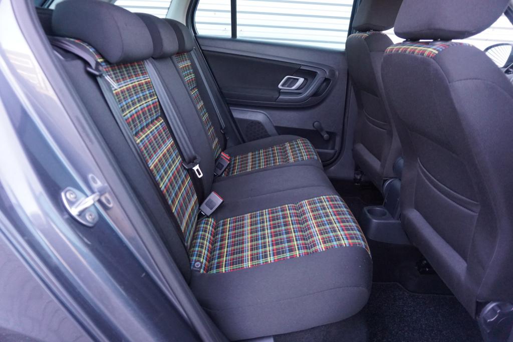 Skoda Fabia combi 1.2 tsi style airco / cruise / elektr. ramen / lm velgen