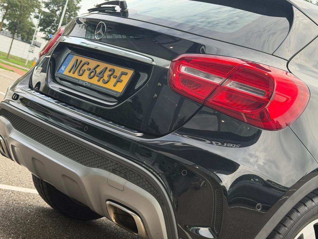 Mercedes-Benz Gla-klasse 200 ambition amg line l stoelverwarming l intellig