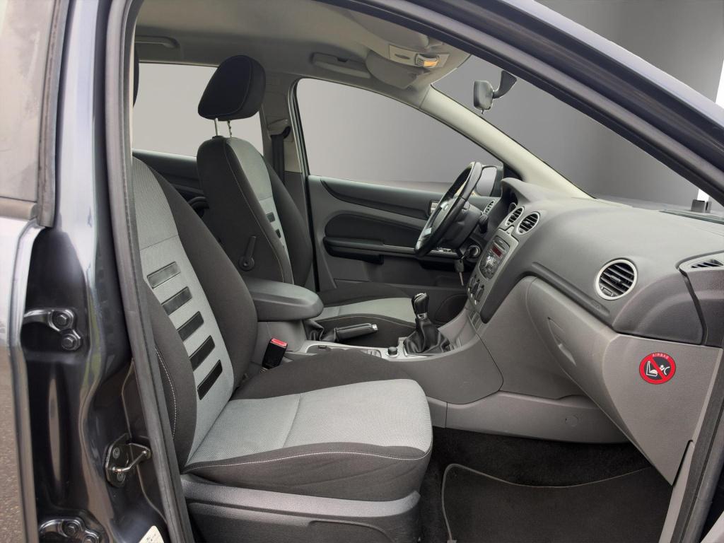 Ford Focus wagon 1.6 comfort airco
