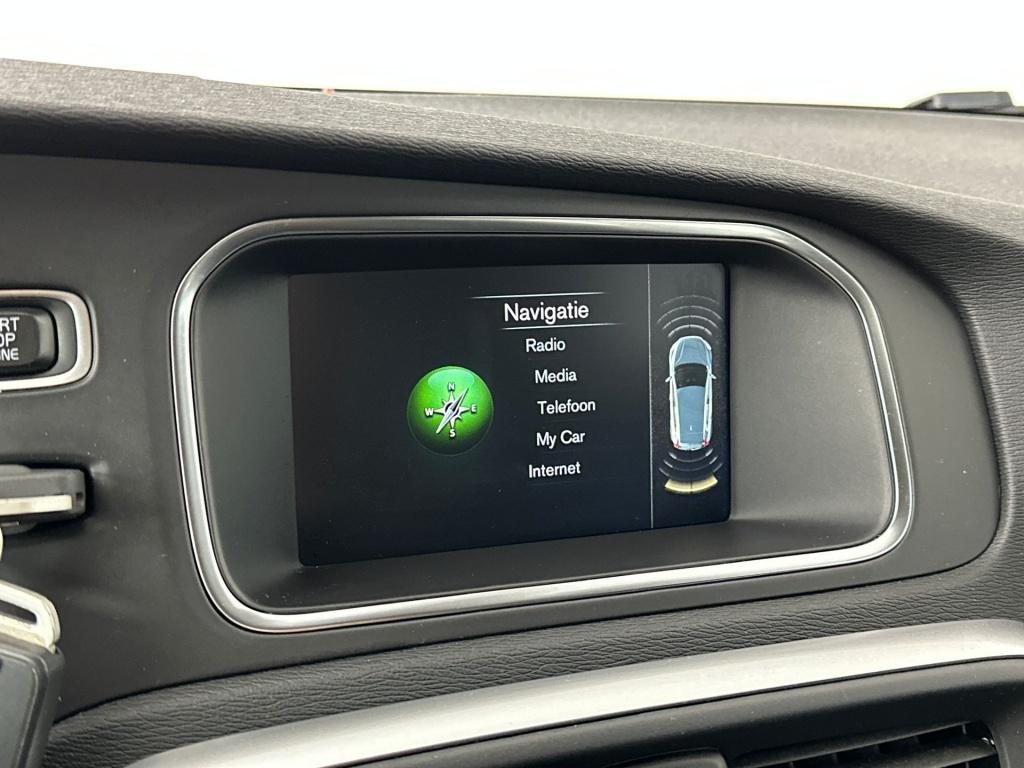 Volvo V40 2.0 t3 nordic+ | standkachel | stoelverwarming | cruise control |