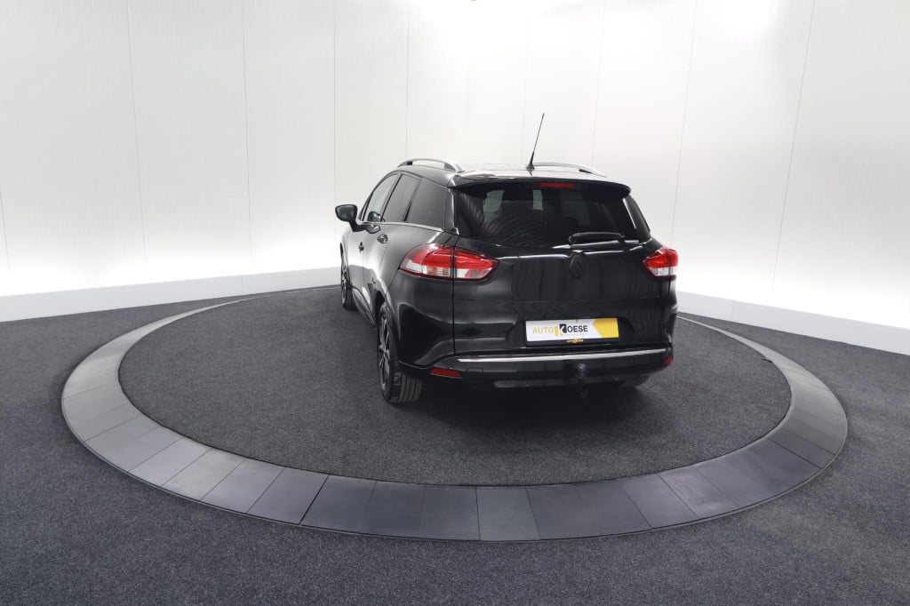 Renault Clio estate tce 90 intens | trekhaak | navigatie | parkeersensoren 